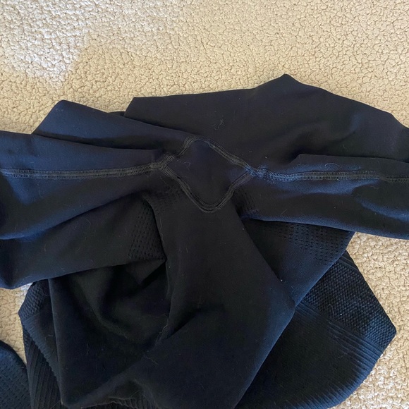 🌸 Women’s Best 🌸 seamless black leggings - Picture 3 of 7